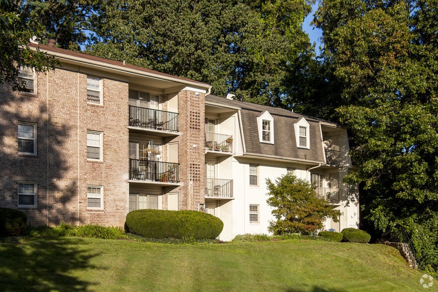 Courthouse Square Apartments Courthouse Square Apartments